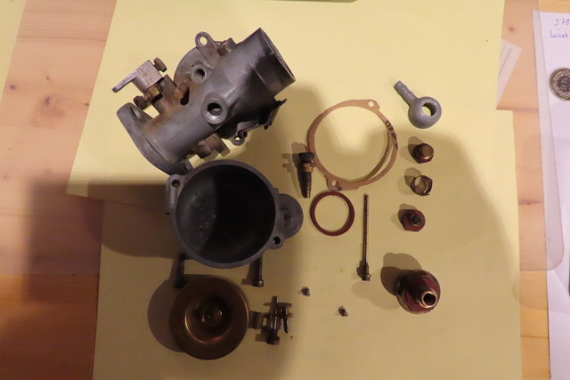 Le carburateur prêt au remontage